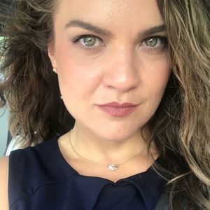 Meet your Posher, Valerie